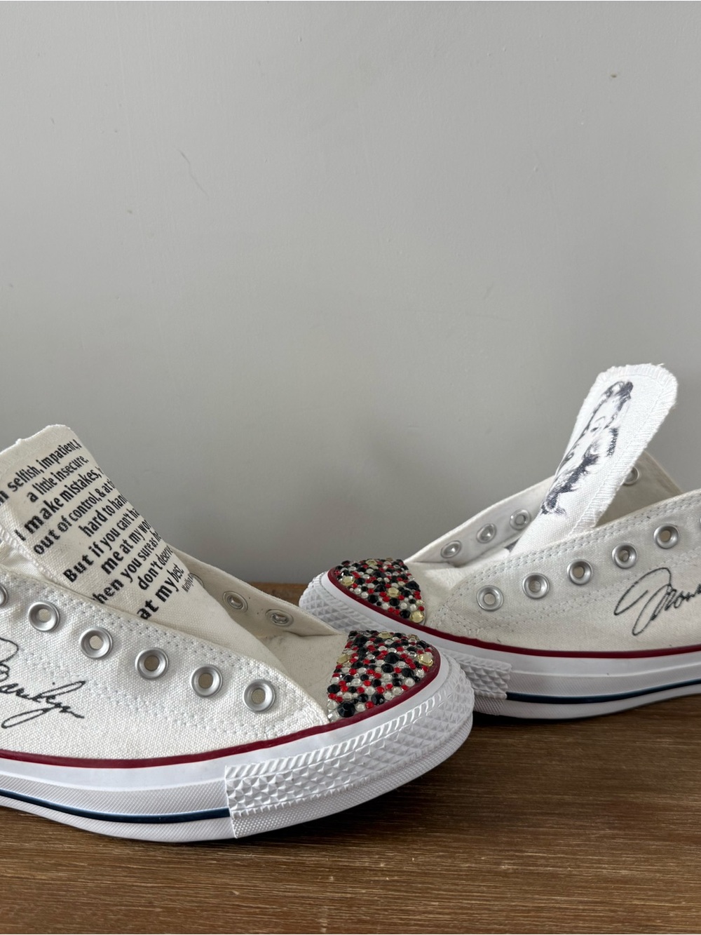 Custom Marylin Monroe Canvas Low-Top Slip-On Sneakers in Off-White/ Red Accent